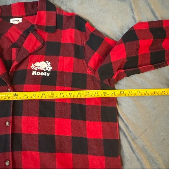 Roots Red and Black Plaid Button Down Shirt

#1178 - Picture 2 of 8